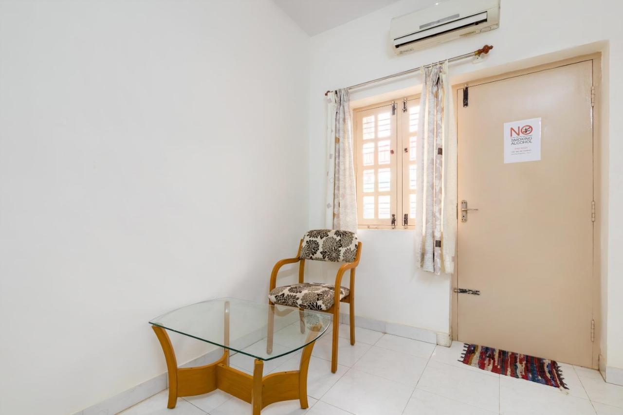 Oyo 16123 Chandana Deluxe Bangalore Exterior photo