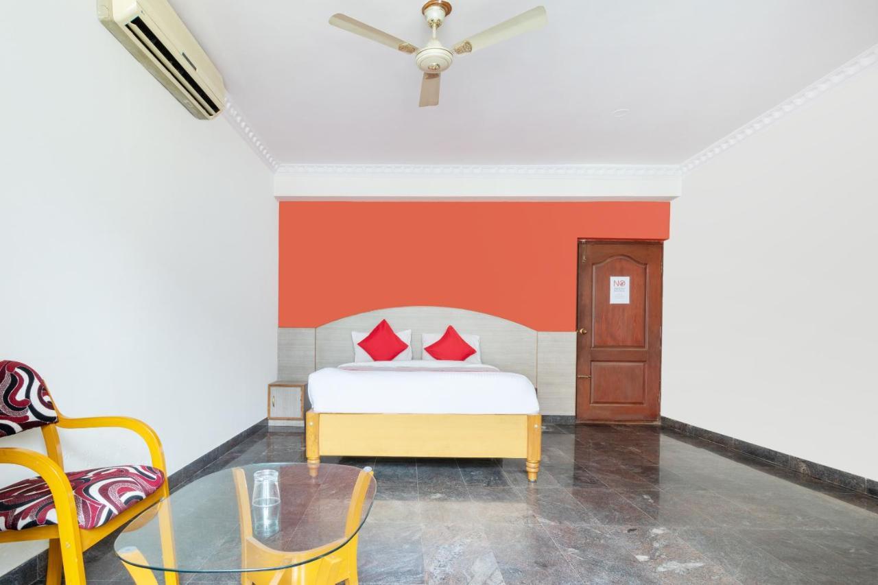 Oyo 16123 Chandana Deluxe Bangalore Exterior photo